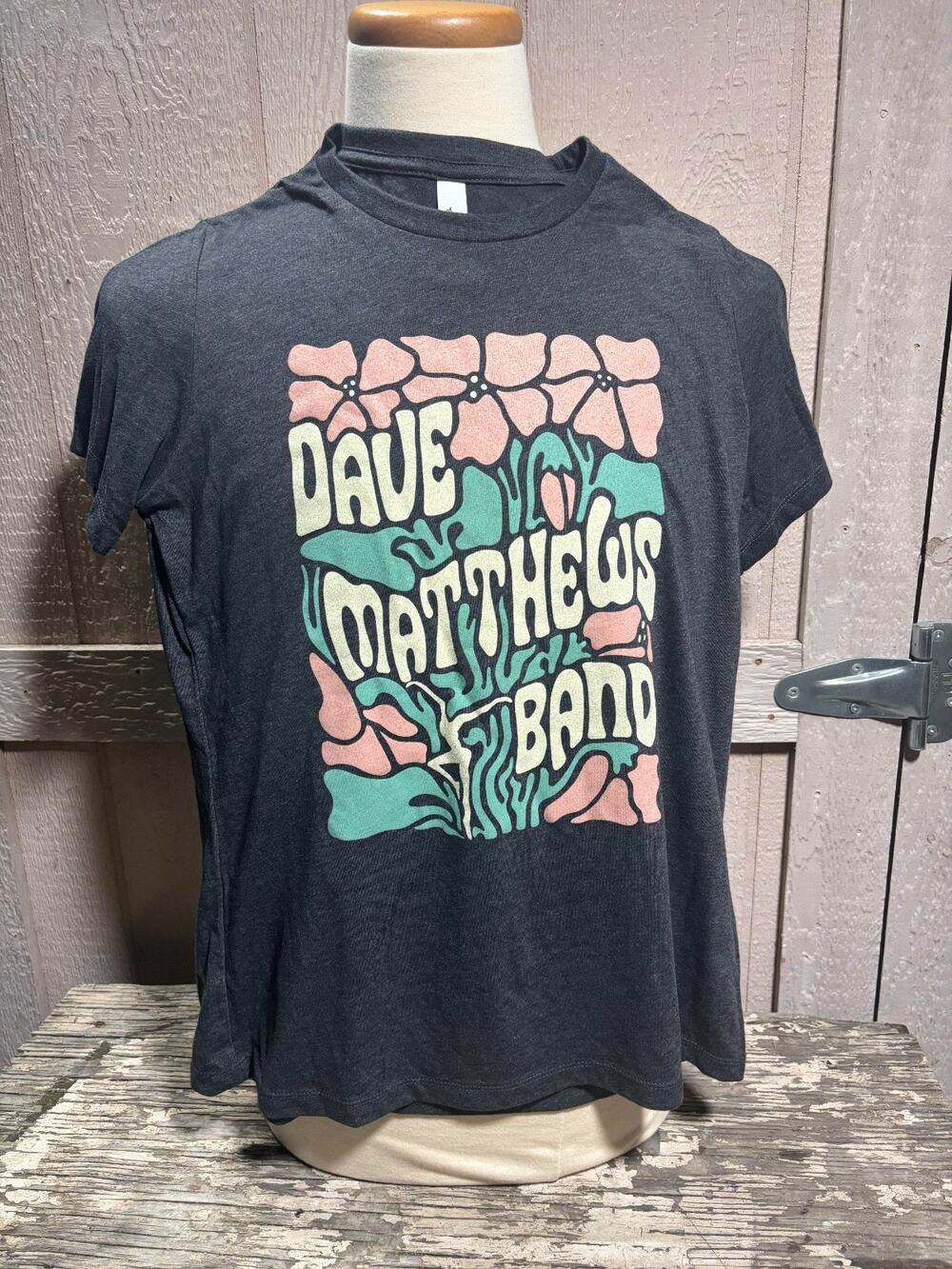 Dave Matthews Band Grey Shirt Size Medium official rock band psychedelic flowers